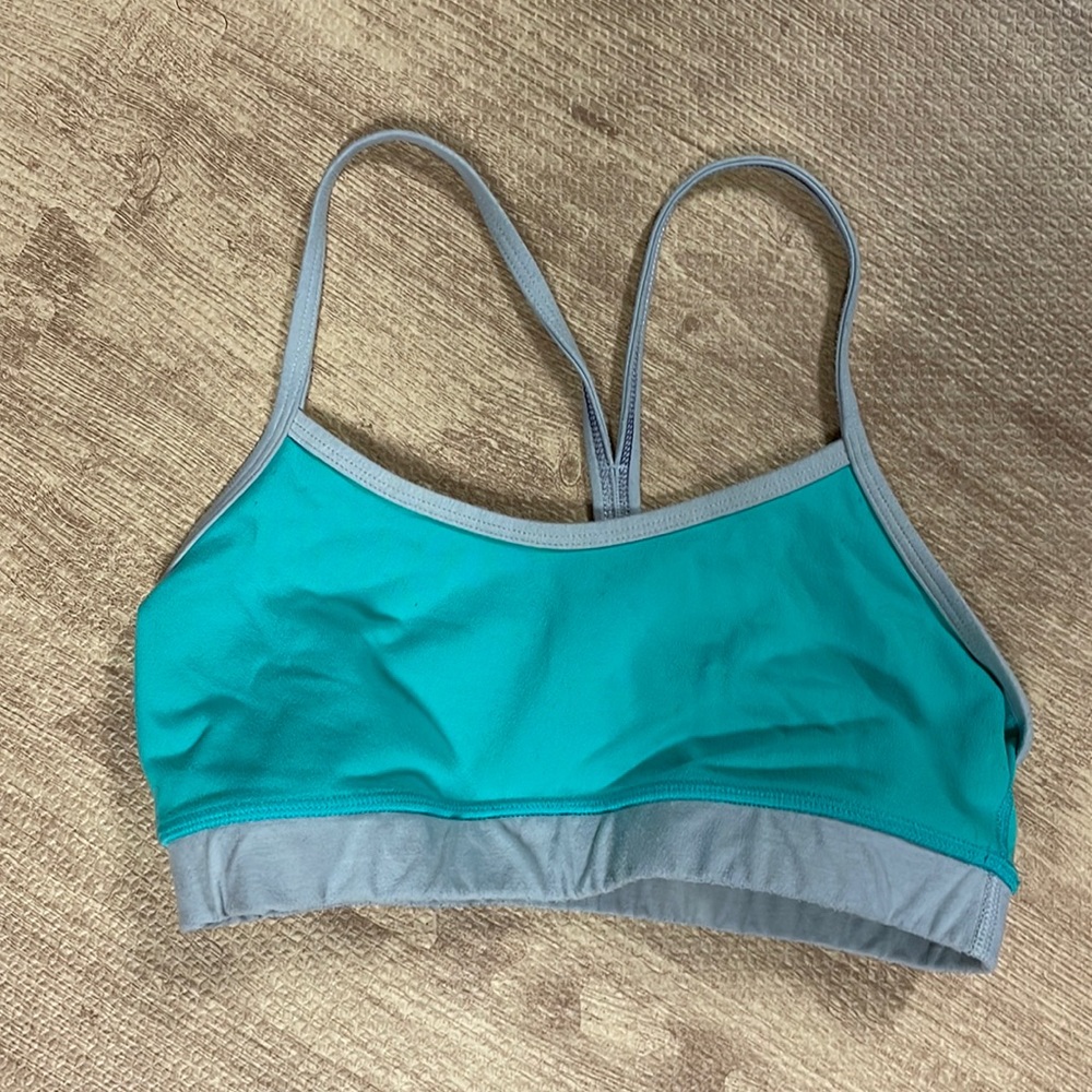 Lululemon Flow Y Bra Size 6